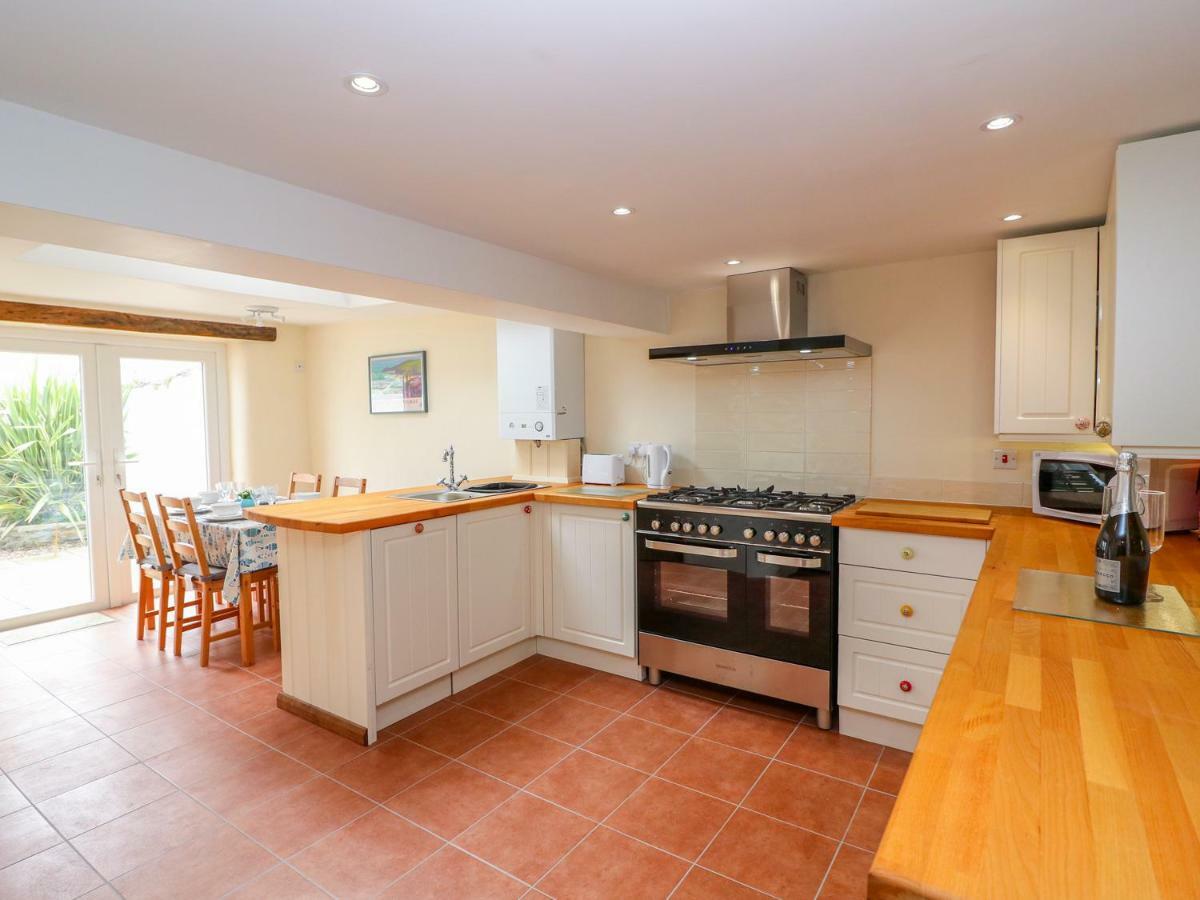 Llety Villa Fishguard Ngoại thất bức ảnh